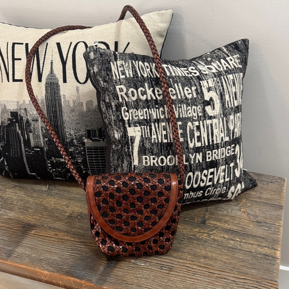 Liz claiborne vintage Brown Woven Women's Bag